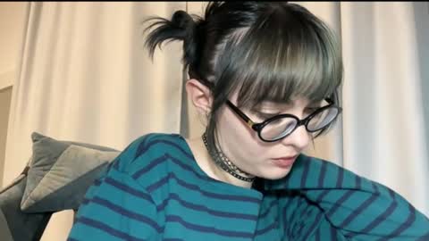 Snapshot of msroxanna chatting on 03-11-26, 09:54 msroxanna online show from 03-11-26, 09:54