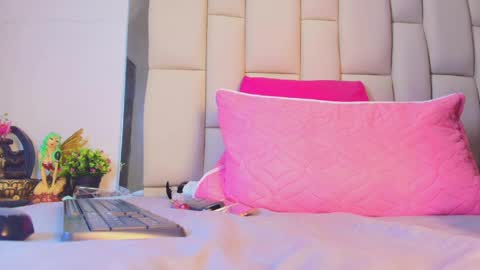 FERNANDA 3 online show from 04-01-26, 03:07