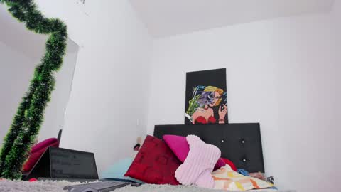 Chloe new account online show from 12-06-24, 07:45