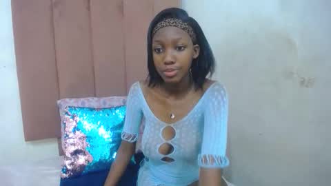 mssmileyxx online show from 10-04-25, 07:17