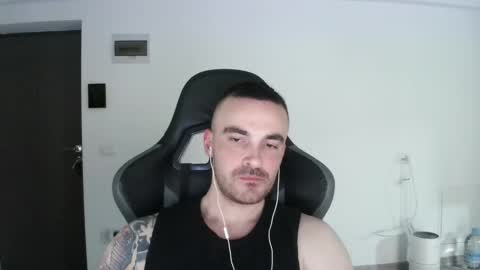 Victor online show from 02-16-25, 01:38