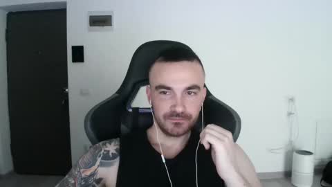 Victor online show from 02-18-25, 07:32