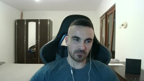 Victor online show from 12-22-25, 06:49