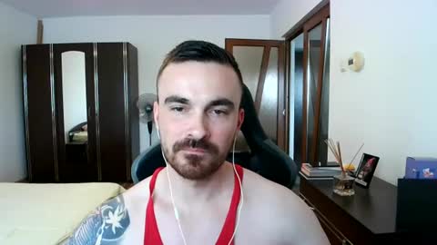 Snapshot of mu5clemania chatting on 06-16-26, 12:41 Victor online show from 06-16-26, 12:41