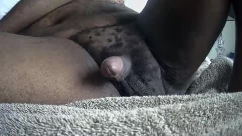 Muchduks online show from 04-19-26, 03:33