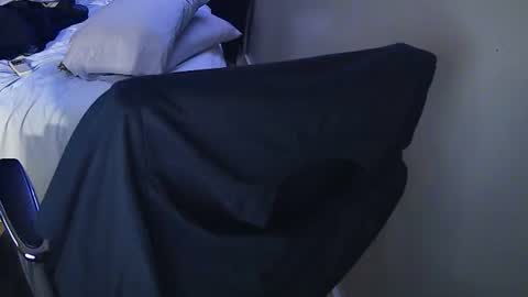 Muffdiver online show from 02-05-25, 06:46