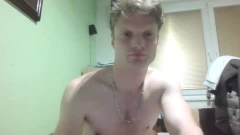 Snapshot of mugis420 chatting on 01-17-25, 10:56 mugis420 online show from 01-17-25, 10:56