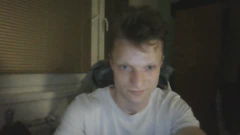 Snapshot of mugis420 chatting on 02-02-26, 04:49 mugis420 online show from 02-02-26, 04:49