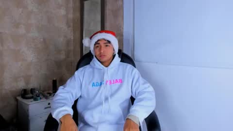 Snapshot of muichiro_tokito1 chatting on 01-01-25, 06:47 muichiro tokito1 online show from 01-01-25, 06:47