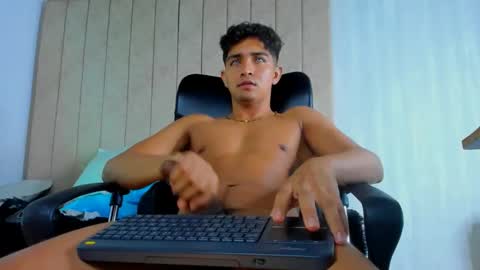 Snapshot of muichiro_tokito1 chatting on 02-13-25, 09:41 muichiro tokito1 online show from 02-13-25, 09:41