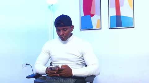 mulato online show from 09-28-25, 02:28