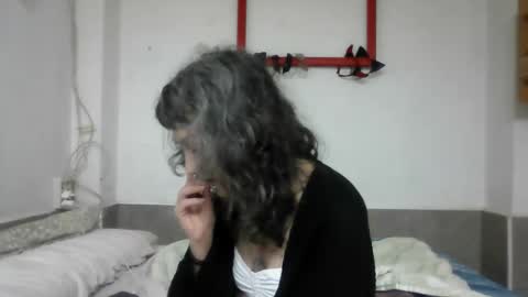 Snapshot of mulderandvalkyrie chatting on 11-14-25, 12:04 mulderandvalkyrie online show from 11-14-25, 12:04