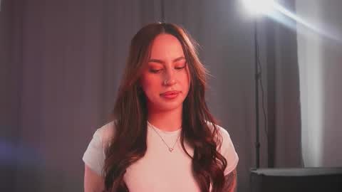 Kira online show from 10-12-25, 07:07