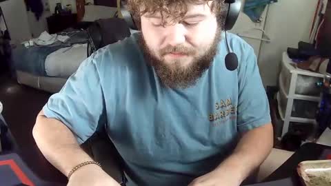 munchieee online show from 01-25-25, 03:30