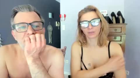 Snapshot of munishpunish chatting on 02-11-25, 08:37 LOVELY JULIA Peter DAY online show from 02-11-25, 08:37