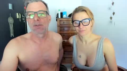 Snapshot of munishpunish chatting on 03-05-25, 09:05 LOVELY JULIA Peter DAY online show from 03-05-25, 09:05