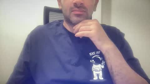 munnabobby2008 online show from 11-04-25, 05:01