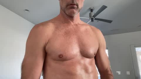 Snapshot of murakmi800 chatting on 01-09-25, 06:36 Araki online show from 01-09-25, 06:36