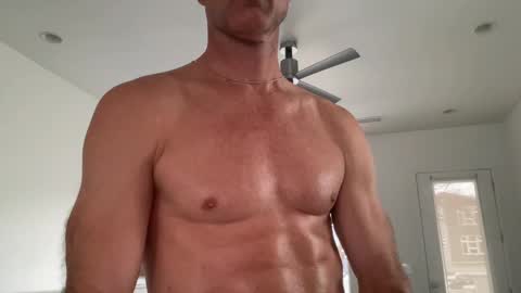 Snapshot of murakmi800 chatting on 01-21-25, 04:37 Araki online show from 01-21-25, 04:37