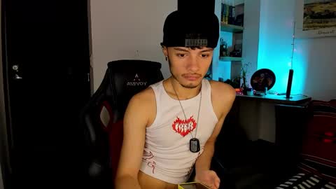 Snapshot of murielkarmesi chatting on 01-17-25, 01:56 murielkarmesi online show from 01-17-25, 01:56