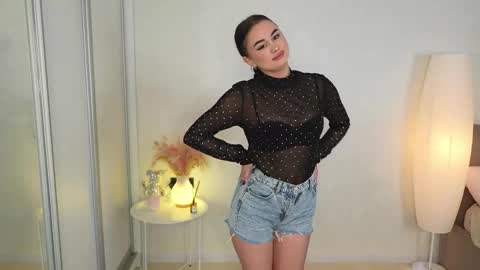 ALICE online show from 10-28-25, 01:14