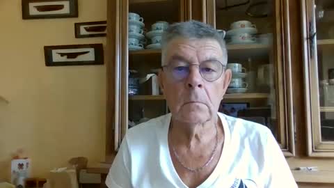 Snapshot of mururoa35 chatting on 06-03-26, 04:45 mururoa35 online show from 06-03-26, 04:45