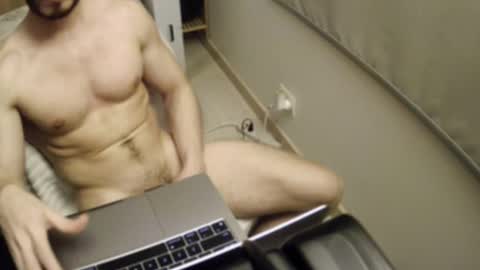 Snapshot of muscle_boy2345 chatting on 09-20-25, 05:19 muscle_boy2345 online show from 09-20-25, 05:19