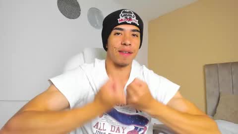 muscle scott online show from 09-09-25, 11:54