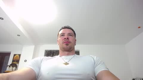 Snapshot of muscleaj69 chatting on 03-12-26, 04:24 AJ online show from 03-12-26, 04:24