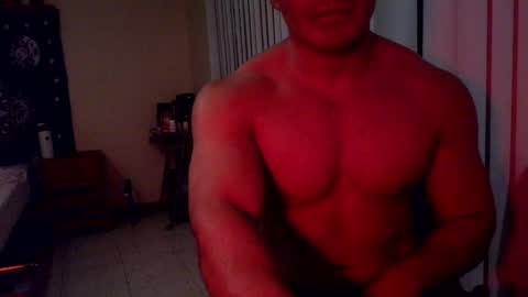Snapshot of musclebottom21 chatting on 10-08-25, 05:49 STUP MUSCLE online show from 10-08-25, 05:49