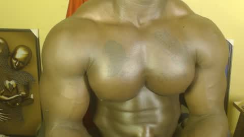 musclegod23 online show from 03-07-25, 03:40