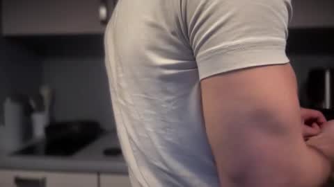 musclehair3 online show from 09-27-25, 08:47