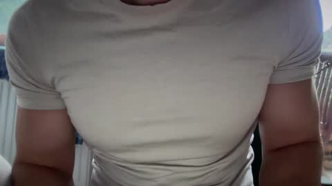 musclehair3 online show from 10-25-25, 09:06