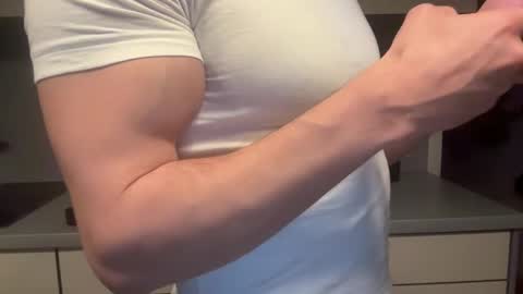 musclehair3 online show from 03-19-26, 09:30
