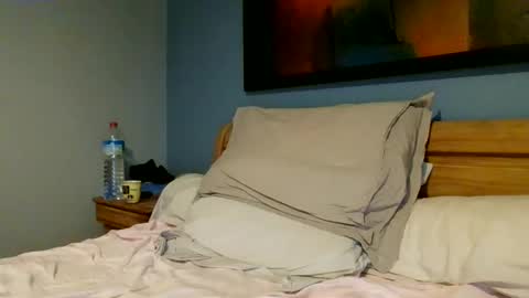 muscleshow00 online show from 11-14-25, 08:02