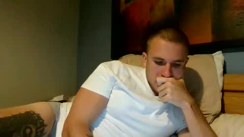 muscleshow00 online show from 12-18-25, 07:20