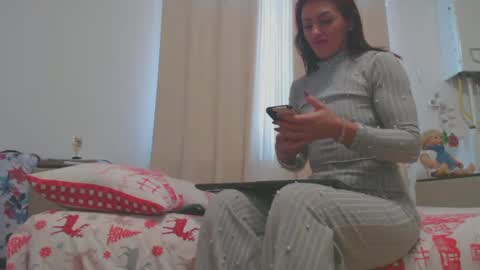 MusclesQueen online show from 01-14-25, 01:38