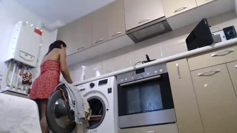 MusclesQueen online show from 01-17-25, 07:51