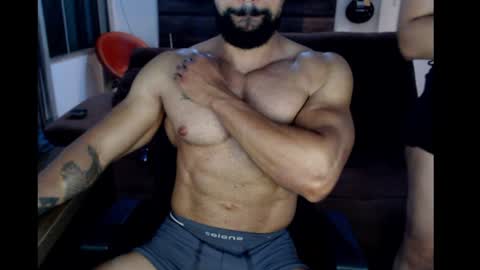 Snapshot of muscleweed420 chatting on 01-11-25, 08:54 Ragnar   online show from 01-11-25, 08:54