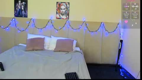 Snapshot of musclexxxbarbie chatting on 03-09-25, 03:43 Eva online show from 03-09-25, 03:43