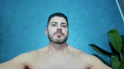 Snapshot of muscularmaster chatting on 01-05-25, 09:36 muscularmaster onlyfans online show from 01-05-25, 09:36
