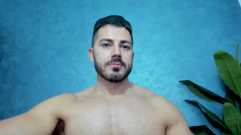 Snapshot of muscularmaster chatting on 01-23-25, 01:30 muscularmaster onlyfans online show from 01-23-25, 01:30
