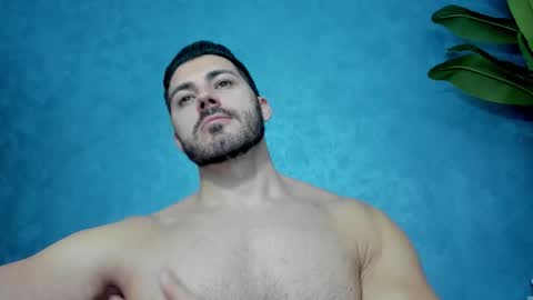Snapshot of muscularmaster chatting on 10-24-25, 09:55 muscularmaster onlyfans online show from 10-24-25, 09:55