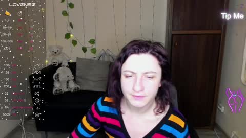 Snapshot of muse_kitty_jenia chatting on 01-17-25, 01:47 Jenya online show from 01-17-25, 01:47