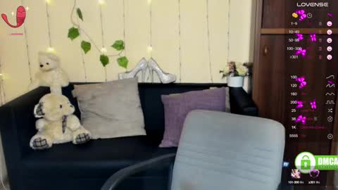 Snapshot of muse_kitty_jenia chatting on 02-09-25, 01:44 Jenya online show from 02-09-25, 01:44