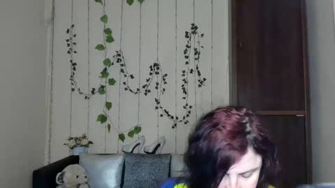 Jeneva online show from 04-21-26, 05:39