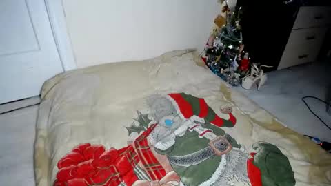 Snapshot of muse_online chatting on 12-23-24, 05:43 Muse Ali online show from 12-23-24, 05:43