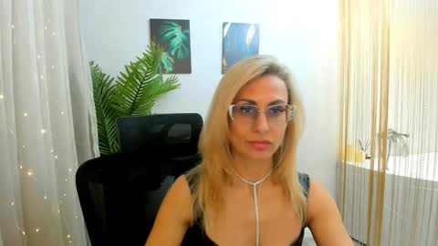 Diana online show from 02-21-25, 11:55