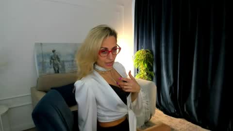 Diana online show from 04-23-26, 12:29