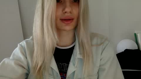 musescorner online show from 05-30-26, 12:13